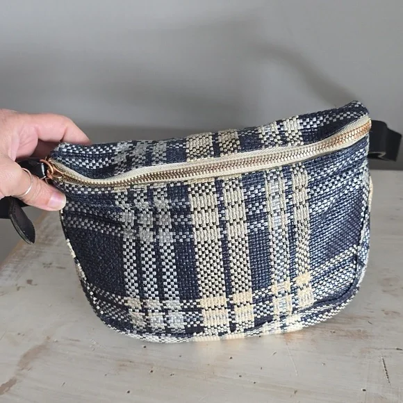 Clare V Plaid Fanny Pack In Navy/Cream - Picture 1 of 13